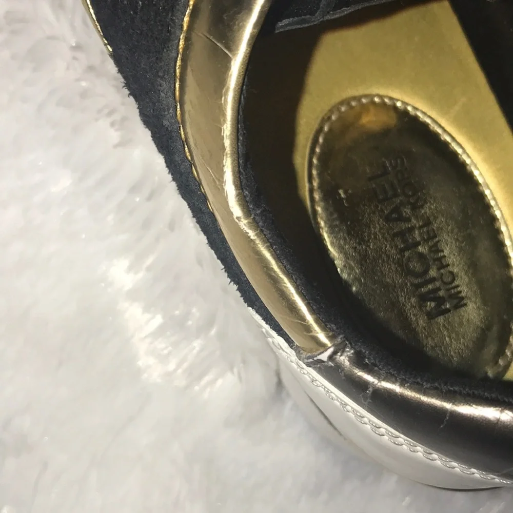 Michael Kors gold blk sneaker size 8-preowned